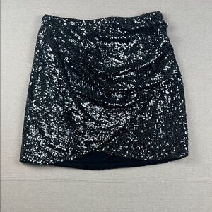 Alice + Olivia Fidela Sequin Wrap Mini Skirt
Size: 8